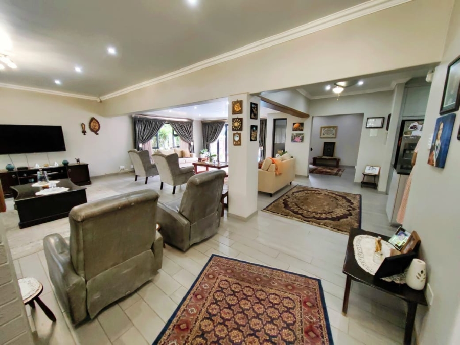 4 Bedroom Property for Sale in Grimbeeck Park North West